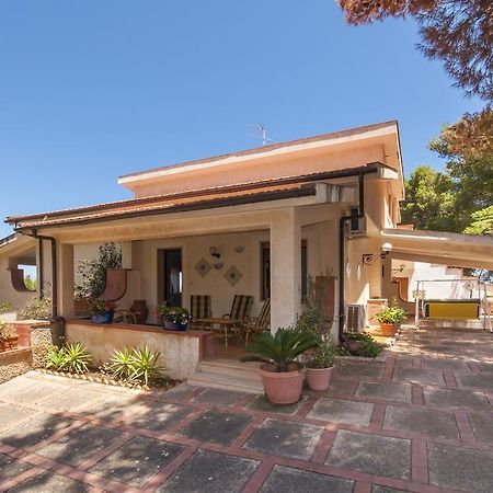 Holiday Home Cala Bianca Castellammare del Golfo Luaran gambar
